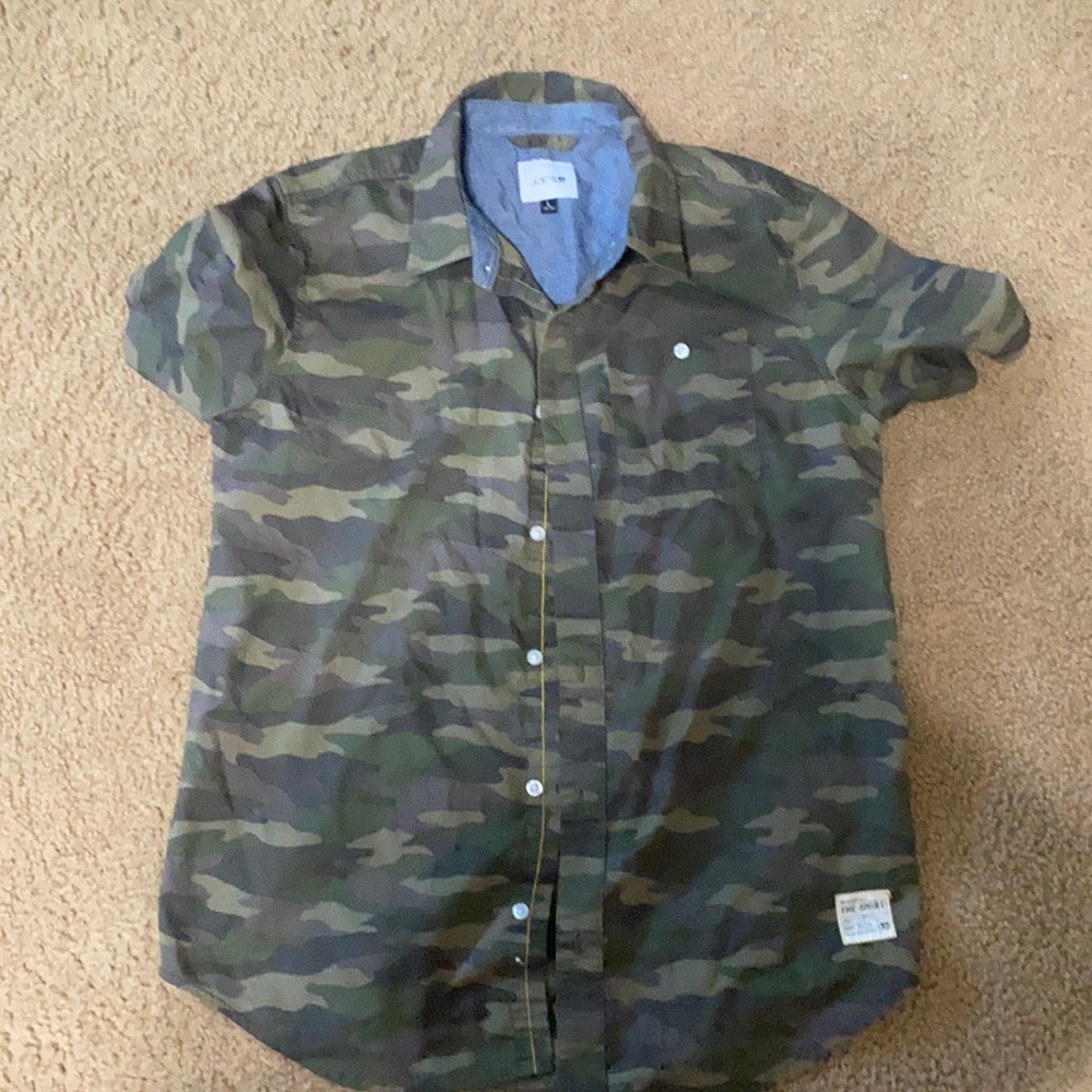 used Joe’s boys button up shirt camo size 14-16